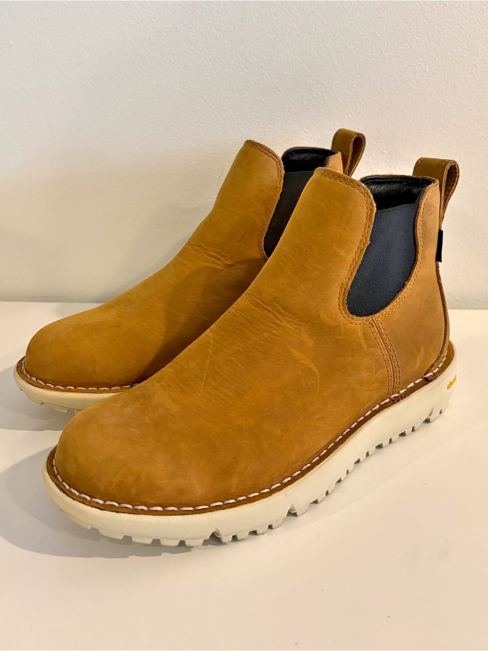 Danner || Tramline Chelsea Boots 917 in Roasted Pecan Tan 8